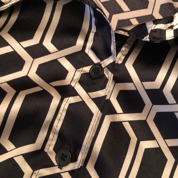 Like New-3/4 Button Front Blouse-Black&Pewter-S 10 - Picture 11 of 12